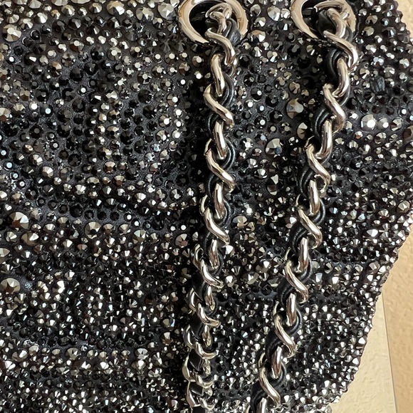 Chanel Strass bag sold ♥️ - Picture 4 of 16